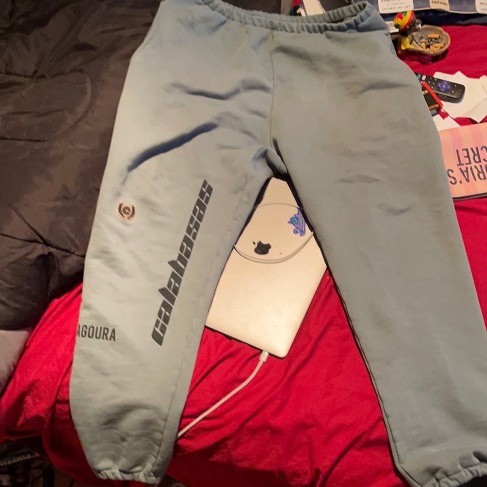 YZY CALABASSAS SWEATS XL